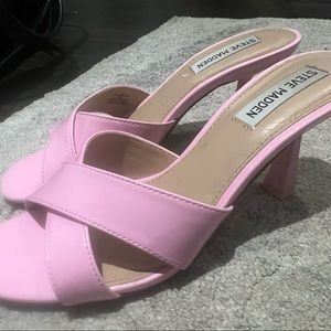Pink Steve Madden cat heel 💗